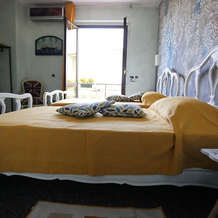 B & B L'Almanacco San Martino in Strada Dış mekan fotoğraf
